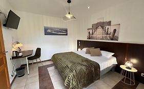 Logis Hotel L'Oliveraie